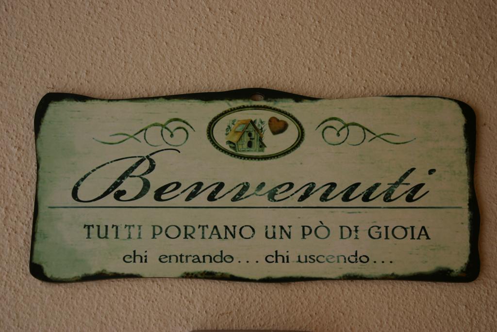 B&B Il Noce alla Finestra Roe Esterno foto